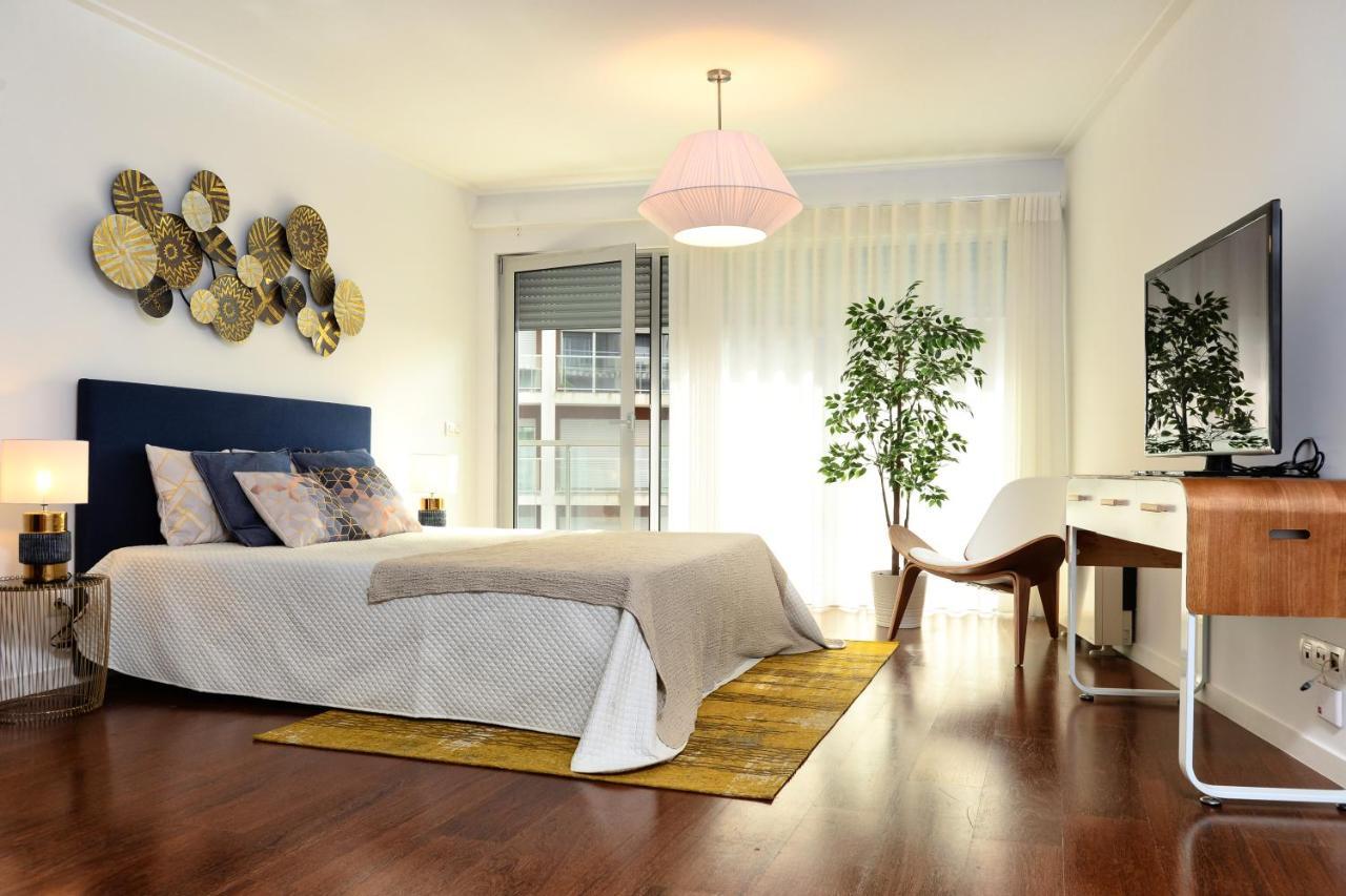 New Loft With Swimming Pool At Parque Das Nacoes! Lisboa المظهر الخارجي الصورة
