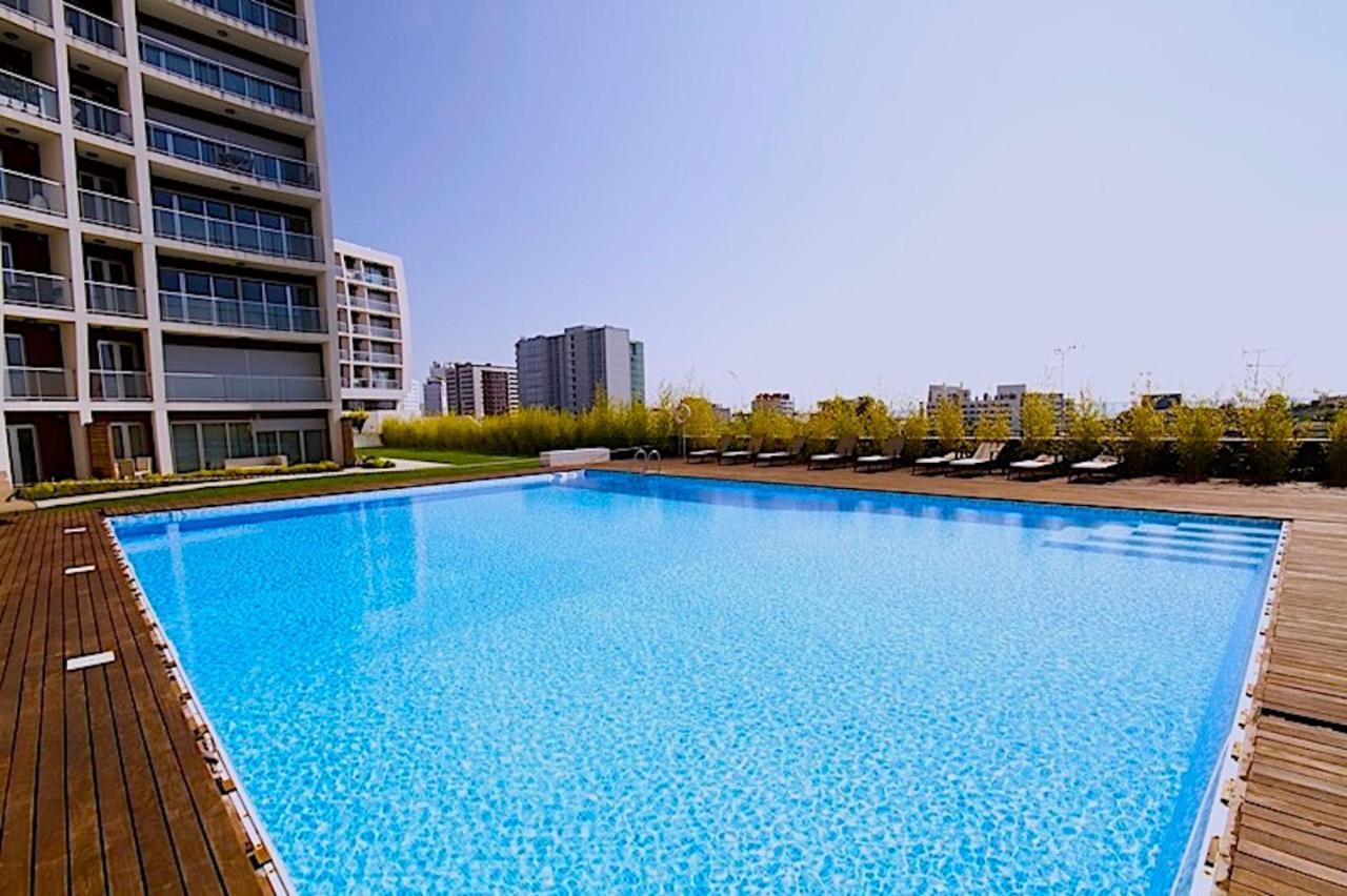 New Loft With Swimming Pool At Parque Das Nacoes! Lisboa المظهر الخارجي الصورة